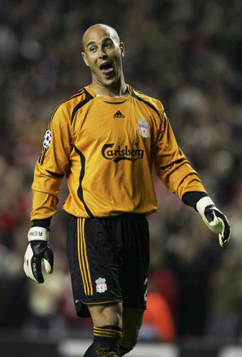 湖人赢球！詹姆斯关键时刻攻防一体！连得10分、绝杀抢断！