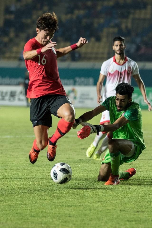 阿隆索：拉莫斯对我影响很大；很意外阿扎尔在皇马没有成功