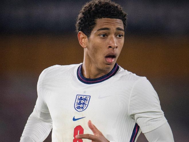 欧冠淘汰赛前瞻：拜仁客战巴黎,