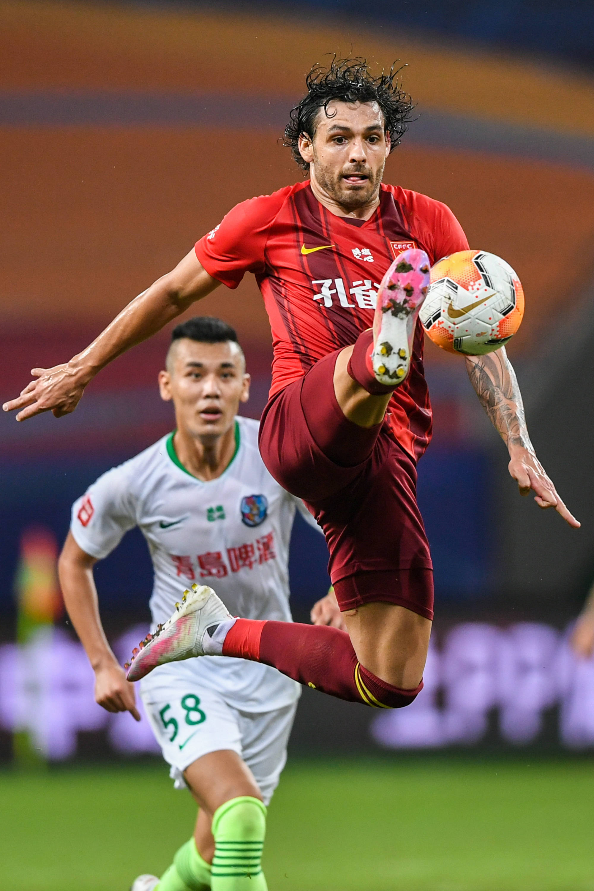 国脚单场进球助球队锁定胜利