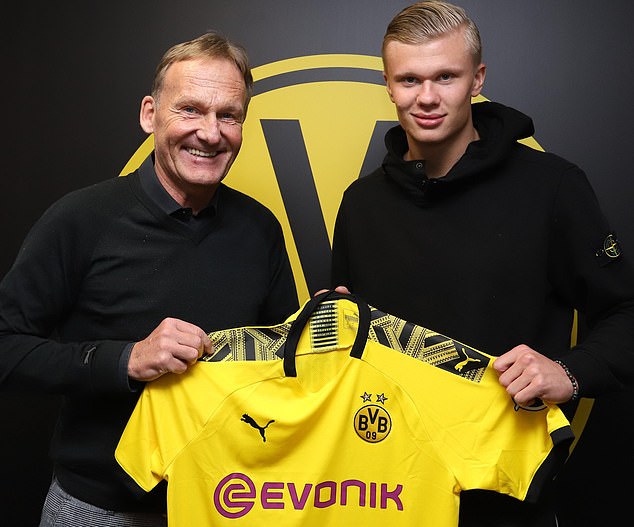 英媒：前曼联天才莫里森加入PFA夏训营，保持状态寻找新下家