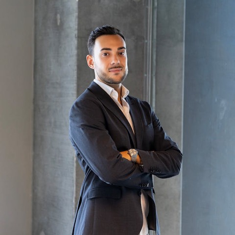 Unser Kernteam - 问鼎APP